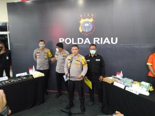 Dua Kelompok Bandar Kelas Kakap Saling Incar Sabu & Ekstasi Disergap Polda Riau